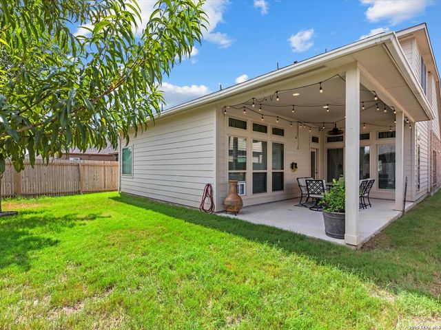 217 SPLIT RAIL DR, San Marcos, TX 78666