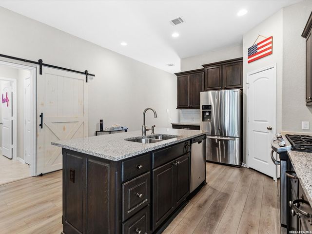 217 SPLIT RAIL DR, San Marcos, TX 78666