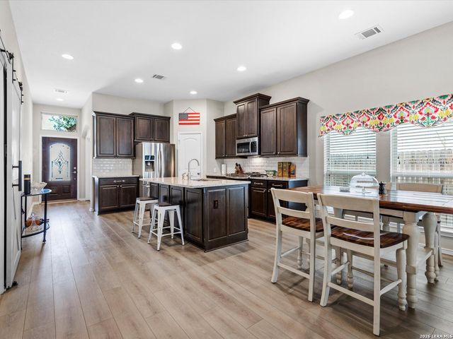 217 SPLIT RAIL DR, San Marcos, TX 78666