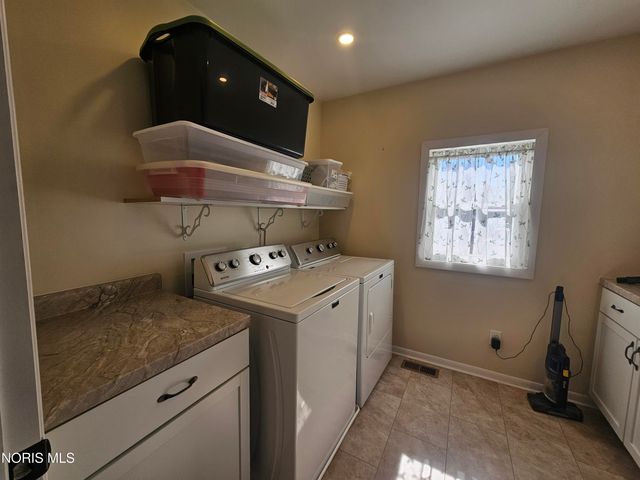 655 Clinton Court, Findlay, OH 45840