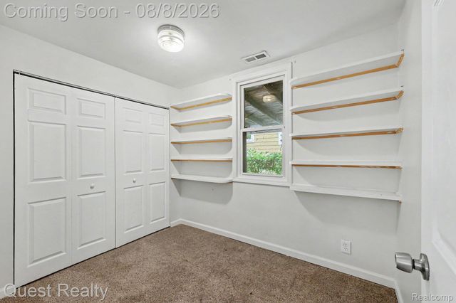 6261 Andersonville Road, Waterford Charter Township, MI 48329