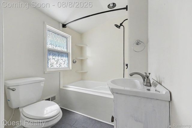 6261 Andersonville Road, Waterford Charter Township, MI 48329
