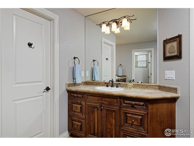 1556 Stardance Cir, Longmont, CO 80504