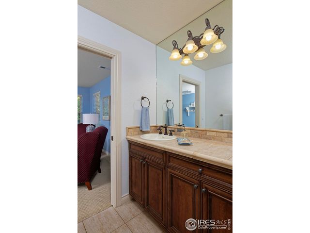 1556 Stardance Cir, Longmont, CO 80504