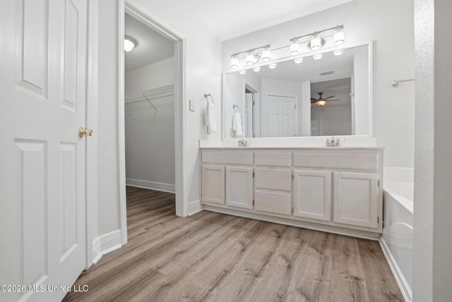 11047 Oakcrest Drive, D'iberville, MS 39540