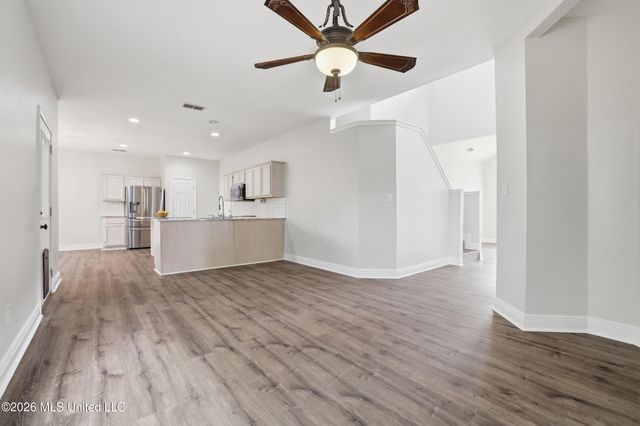 11047 Oakcrest Drive, D'iberville, MS 39540