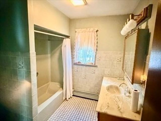 18 Driscoll St, Peabody, MA 01960