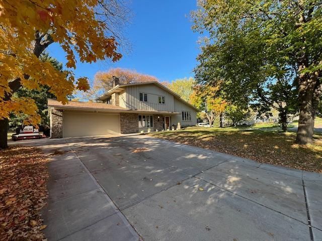 8500 Isle Avenue S, Cottage Grove, MN 55016