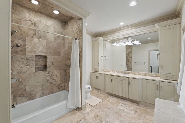 8304 E Bridlewood, Wichita, KS 67206
