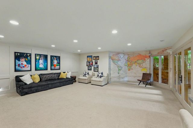 8304 E Bridlewood, Wichita, KS 67206