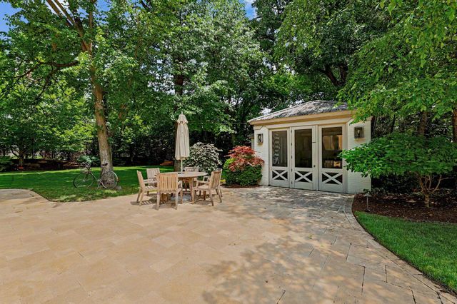 8304 E Bridlewood, Wichita, KS 67206