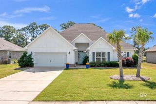 812 Wedgewood Drive, Gulf Shores, AL 36542