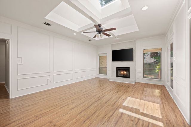 2141 N Aspenwood Drive, Grapevine, TX 76051