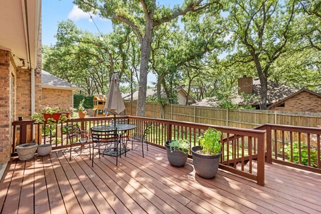 2141 N Aspenwood Drive, Grapevine, TX 76051