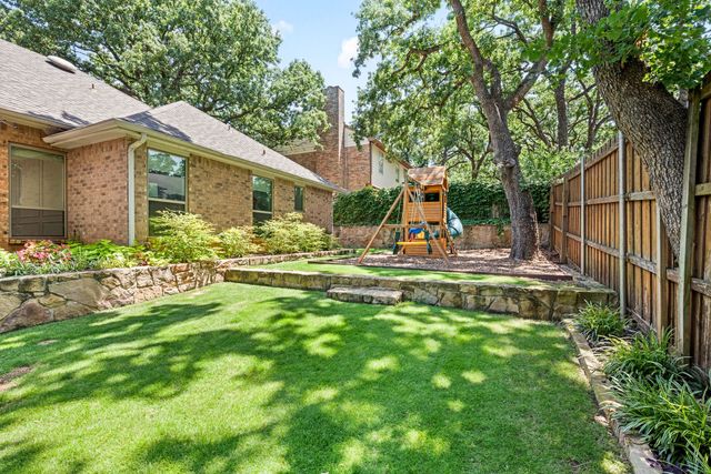 2141 N Aspenwood Drive, Grapevine, TX 76051