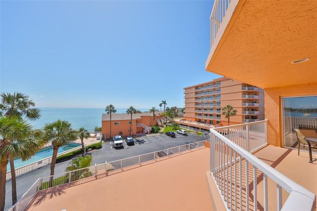 7430 SUNSHINE SKYWAY LANE S 403, St Petersburg, FL 33711