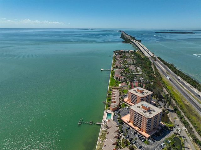 7430 SUNSHINE SKYWAY LANE S 403, St Petersburg, FL 33711