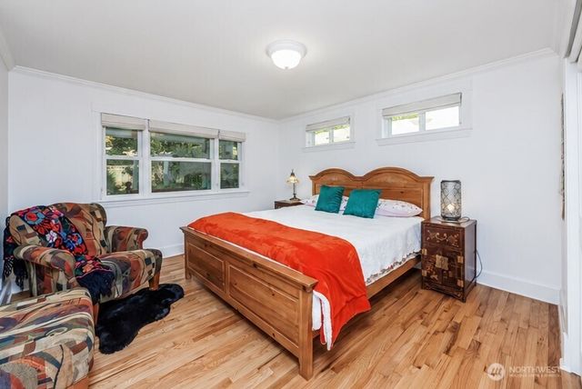 10648 NE 47th Place, Kirkland, WA 98033