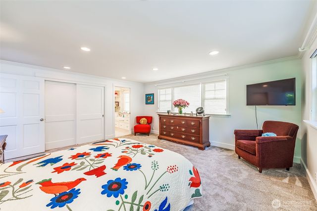 10648 NE 47th Place, Kirkland, WA 98033