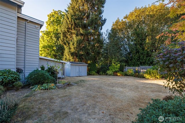 10648 NE 47th Place, Kirkland, WA 98033