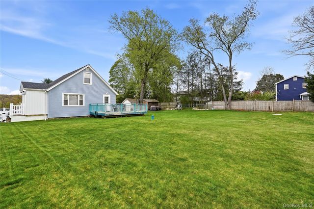 6 Dellacona Road, Carmel, NY 10512