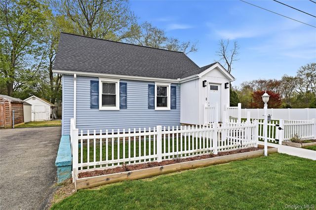 6 Dellacona Road, Carmel, NY 10512