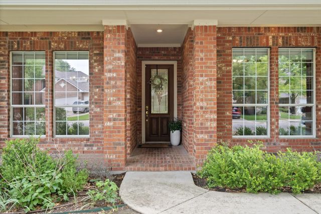 2725 Cedar Springs PL, Round Rock, TX 78681