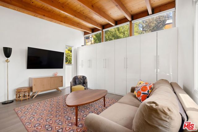2509 Greenvalley Road, Los Angeles, CA 90046