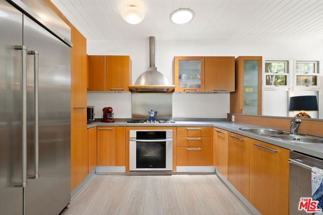 2509 Greenvalley Road, Los Angeles, CA 90046