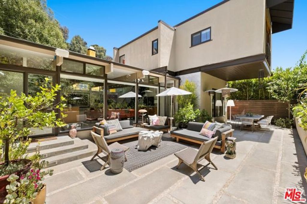 2509 Greenvalley Road, Los Angeles, CA 90046