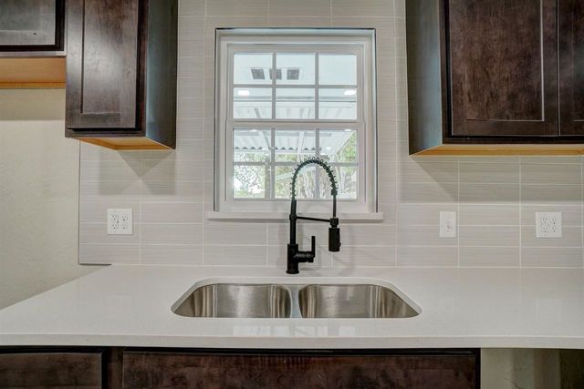 2801 SE Lee Blvd, Lawton, OK 73501