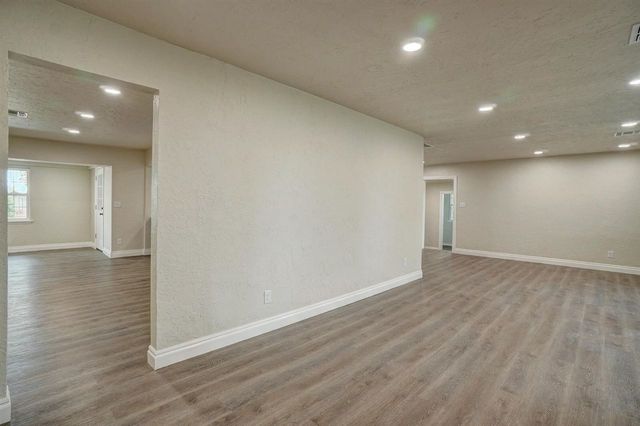 2801 SE Lee Blvd, Lawton, OK 73501