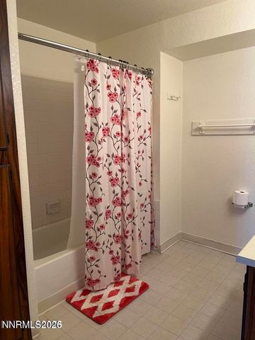 3865 E Leonesio Drive APT B2, Reno, NV 89512