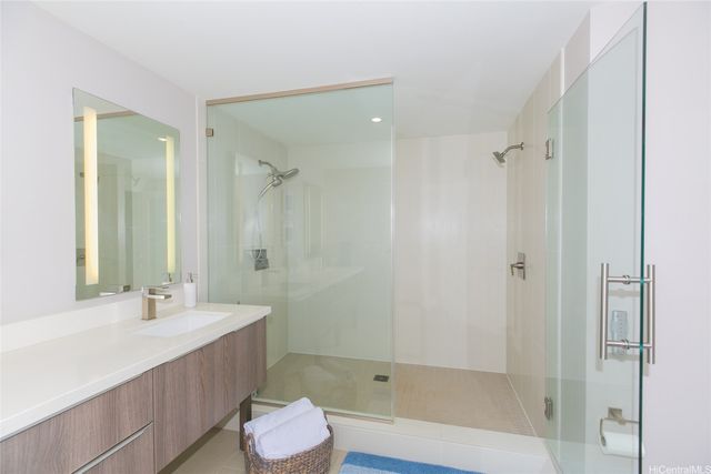 888 Kapiolani Boulevard 3409, Honolulu, HI 96813