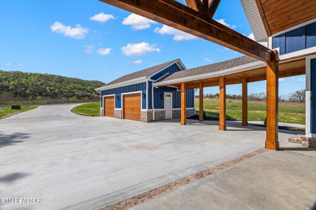 127 Waterfront Knoll, Sharps Chapel, TN 37866