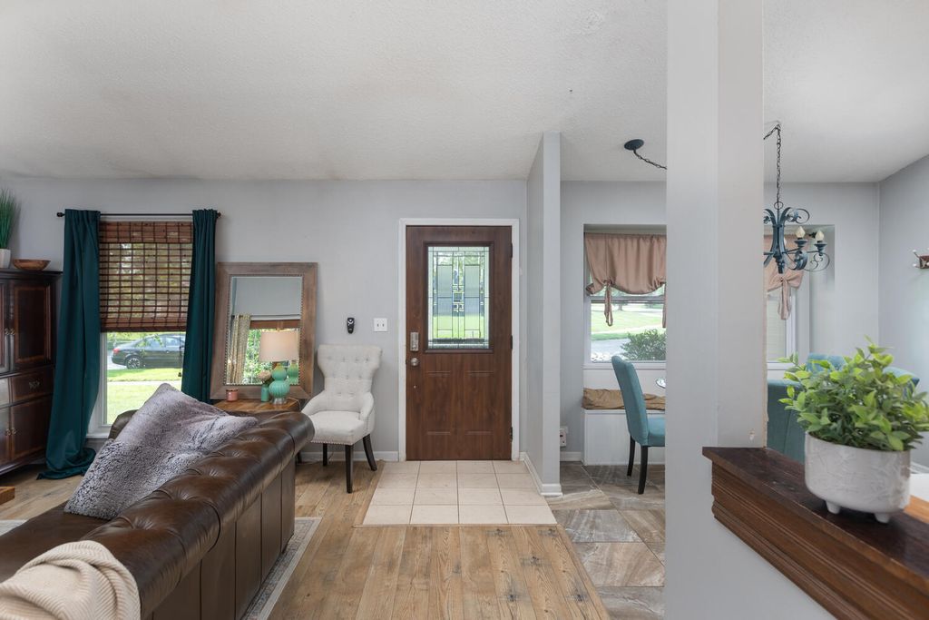 417 TRAVELAIRE Avenue, Naperville, IL 60565 — photo 4