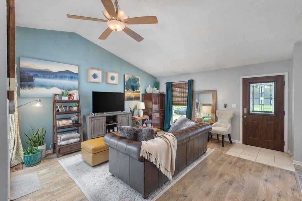 417 TRAVELAIRE Avenue, Naperville, IL 60565 — photo 5