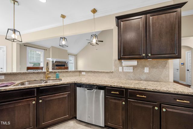 347 Country Mill Way, Fuquay Varina, NC 27526