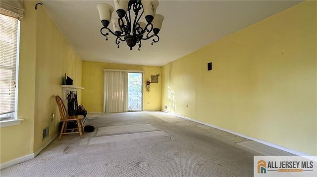 13 Powell Court 24, Hightstown, NJ 08520