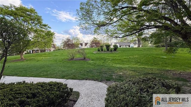 13 Powell Court 24, Hightstown, NJ 08520