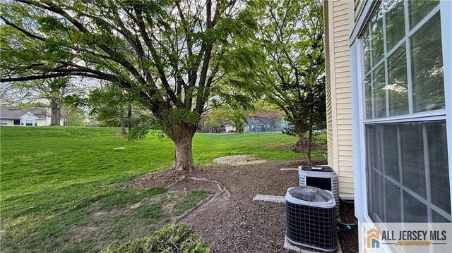 13 Powell Court 24, Hightstown, NJ 08520