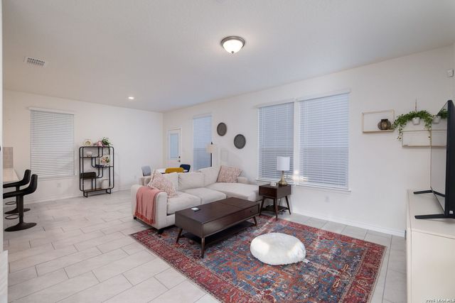 14839 Vance Jackson Rd Apt 411, San Antonio, TX 78249