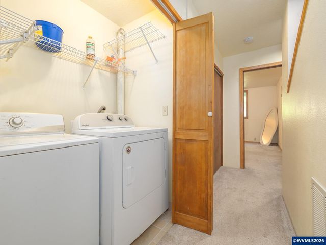 27701 SW Strawberry Hill Dr, Hillsboro, OR 97123