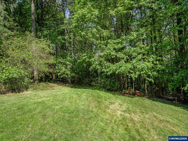 27701 SW Strawberry Hill Dr, Hillsboro, OR 97123