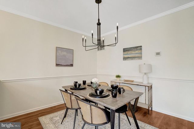 2916 MAINSTONE DR, Fairfax, VA 22031