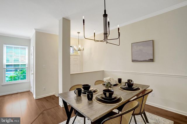 2916 MAINSTONE DR, Fairfax, VA 22031