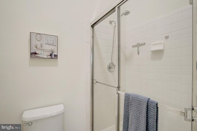 2916 MAINSTONE DR, Fairfax, VA 22031