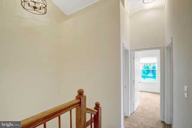 2916 MAINSTONE DR, Fairfax, VA 22031