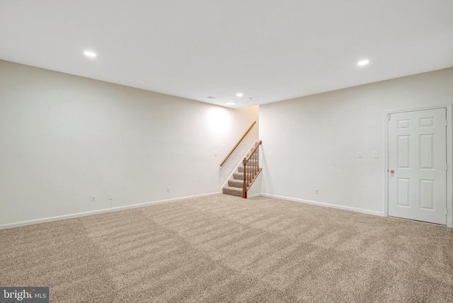 2916 MAINSTONE DR, Fairfax, VA 22031