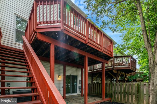 2916 MAINSTONE DR, Fairfax, VA 22031